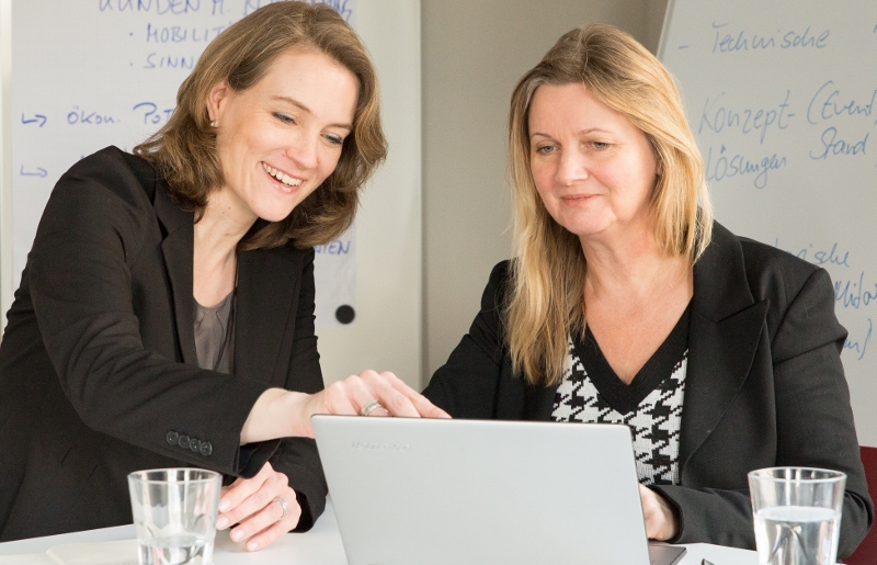 Kerstin Hoffmann-Wagner und Gudrun Jostes beraten Sie gemeinsam